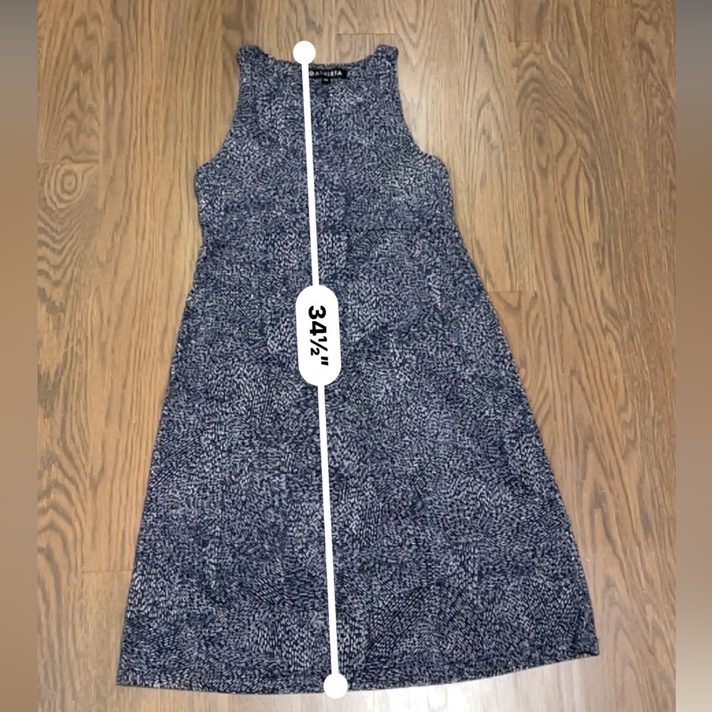 Athleta Dress Women's Size XS
Blue White Knit Sleeveless
Lightweight A-Line - Picture 4 of 7